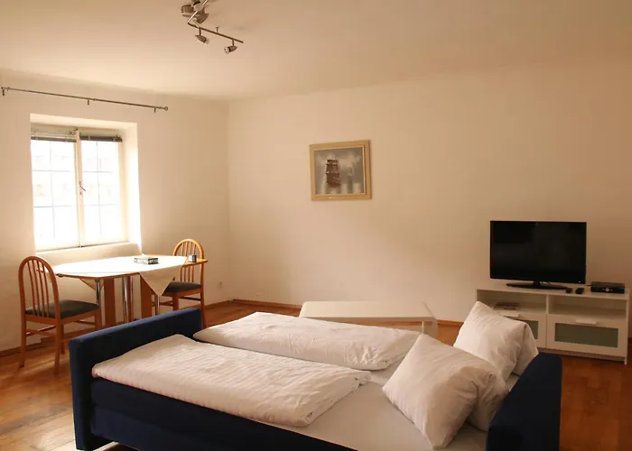 فندق غولدين كرون انسبروك 3*