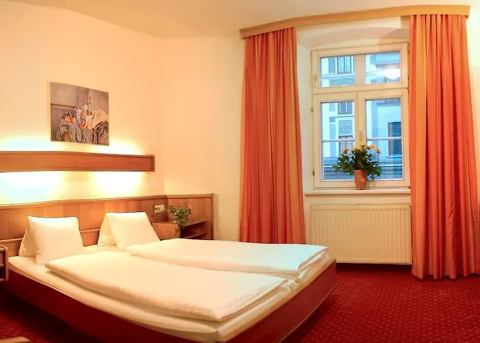 غولدين كرون انسبروك إنسبروك