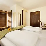 Goldene Krone Hotel 3*