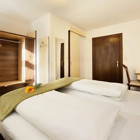 Goldene Krone Hotel 3*