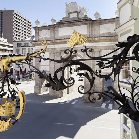 因斯布鲁克迈诺特金克朗酒店 因斯布鲁克