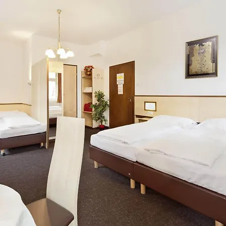 Goldene Krone Otel İnnsbruck