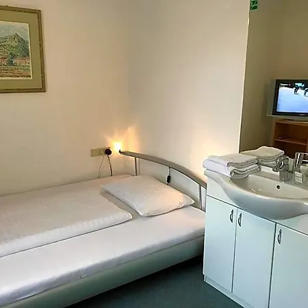 Hotel Goldene Krone 3*