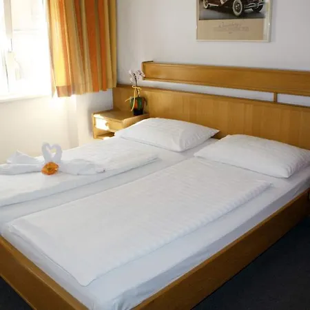 Goldene Krone Otel İnnsbruck