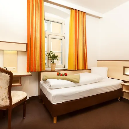 Otel Goldene Krone
