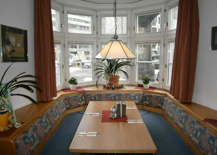 Goldene Krone 3* Ίνσμπρουκ