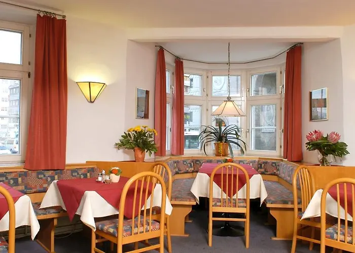 Goldene Krone 3* Ίνσμπρουκ