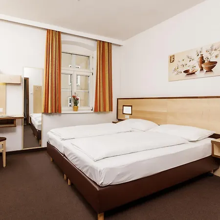 Goldene Krone Otel 3*